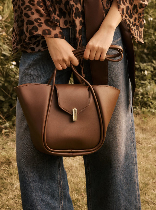 Fashionable High-Quality Large Capacity Tote Bag