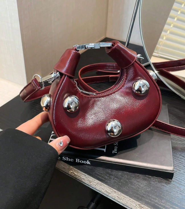 Fashionable Small Tote Bag, Minimalist Chic Design